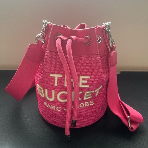 Marc Jacobs “The Bucket” Woven w/Leather Trim Bright Pink - Picture 9 of 9